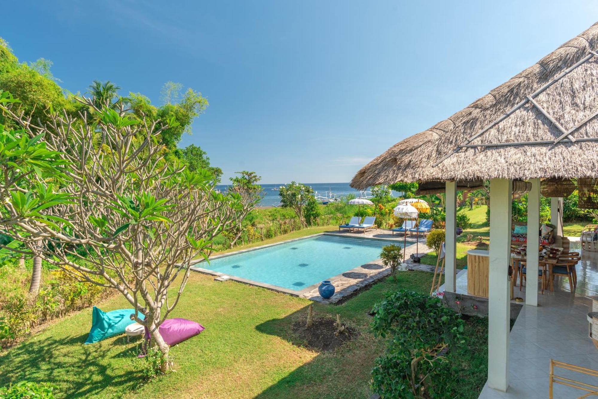 Absolute Beach Front Villa Umeanyar Exterior foto