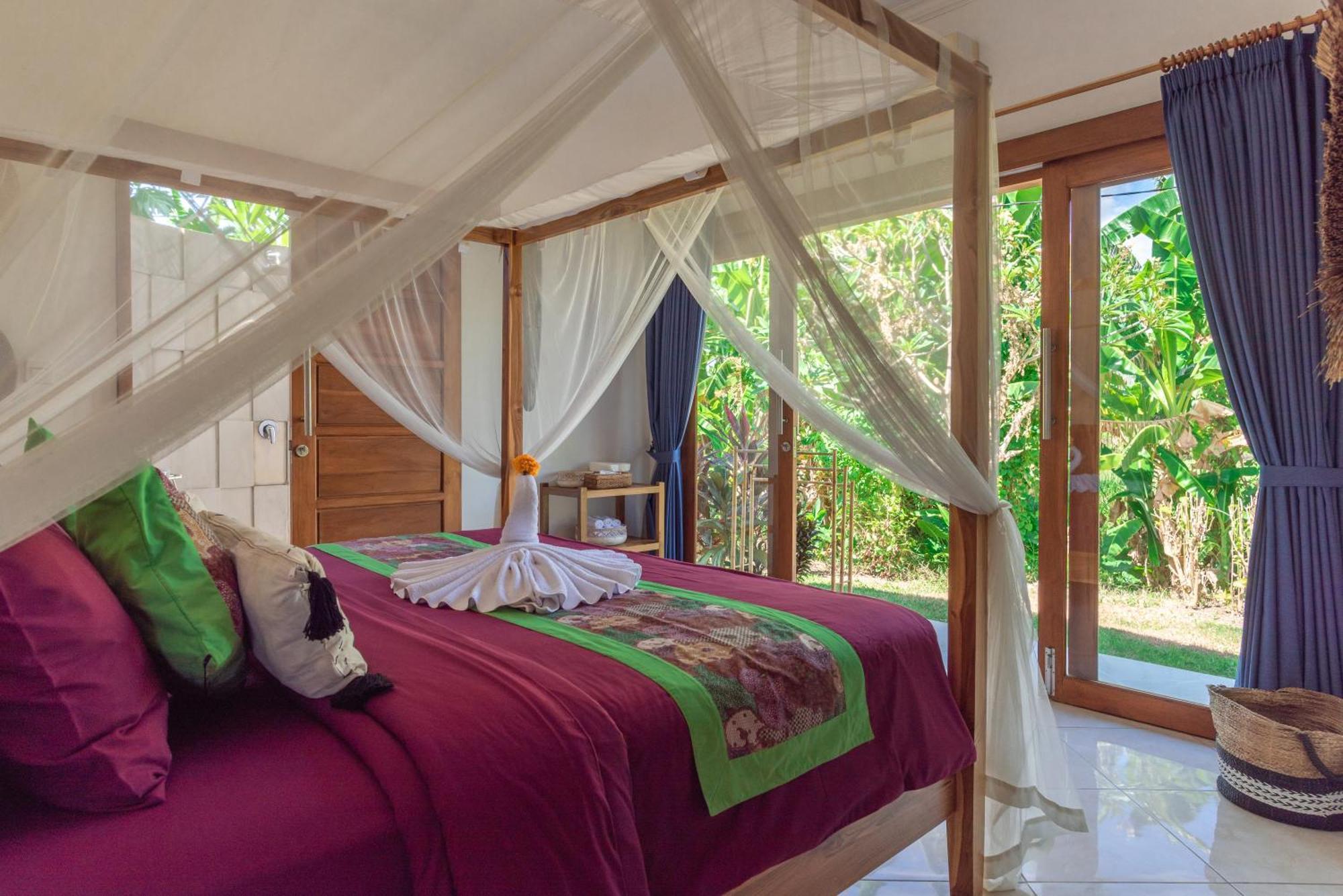 Absolute Beach Front Villa Umeanyar Exterior foto