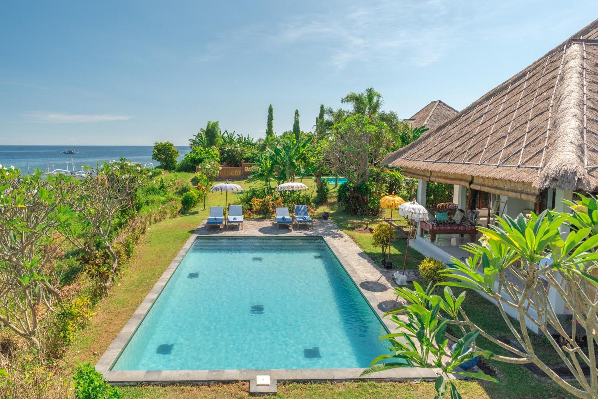Absolute Beach Front Villa Umeanyar Exterior foto