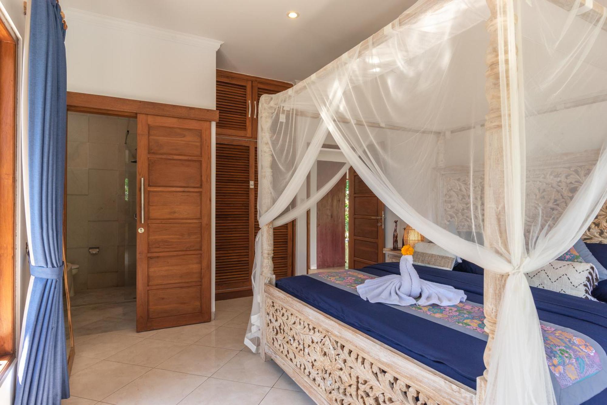 Absolute Beach Front Villa Umeanyar Exterior foto