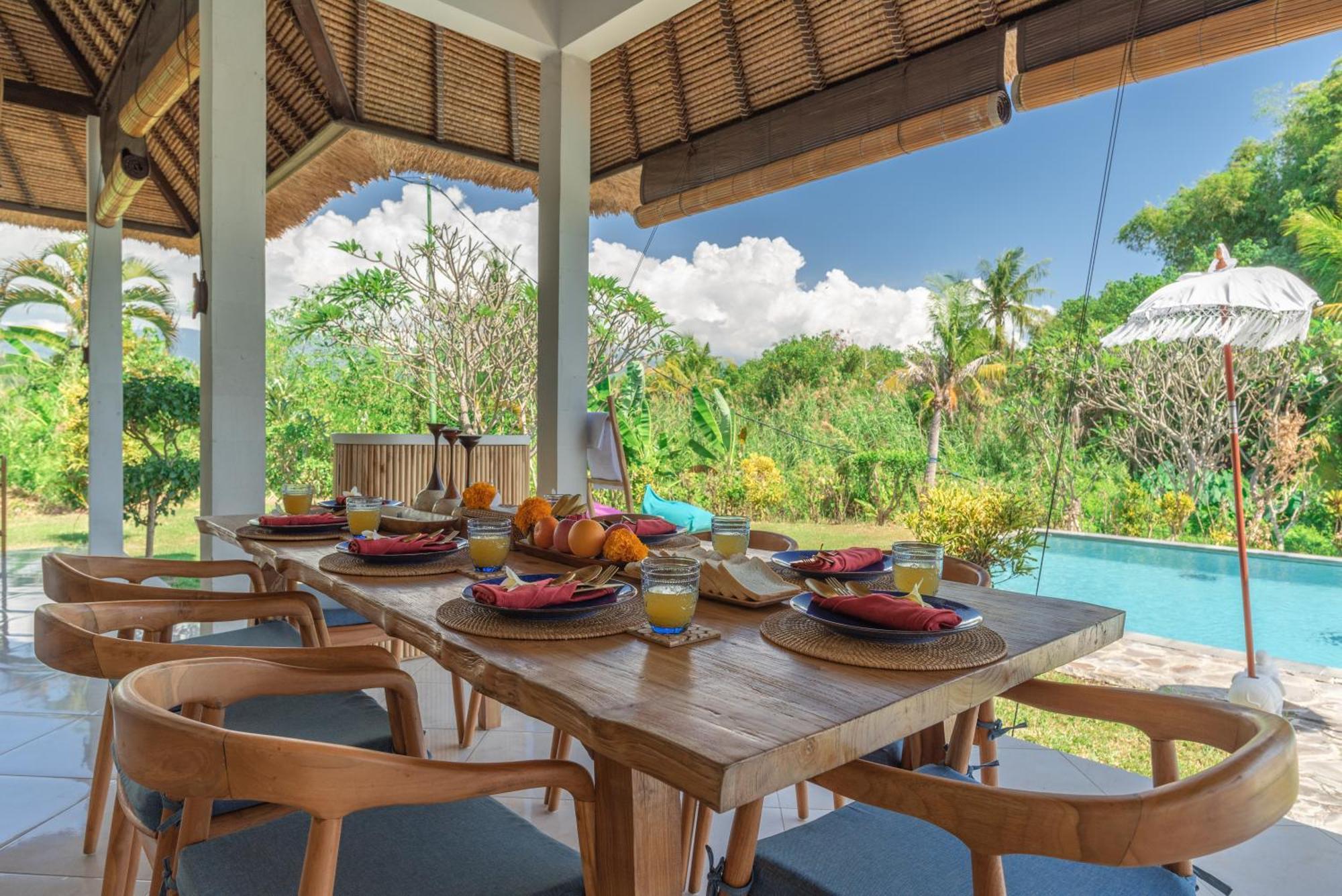Absolute Beach Front Villa Umeanyar Exterior foto
