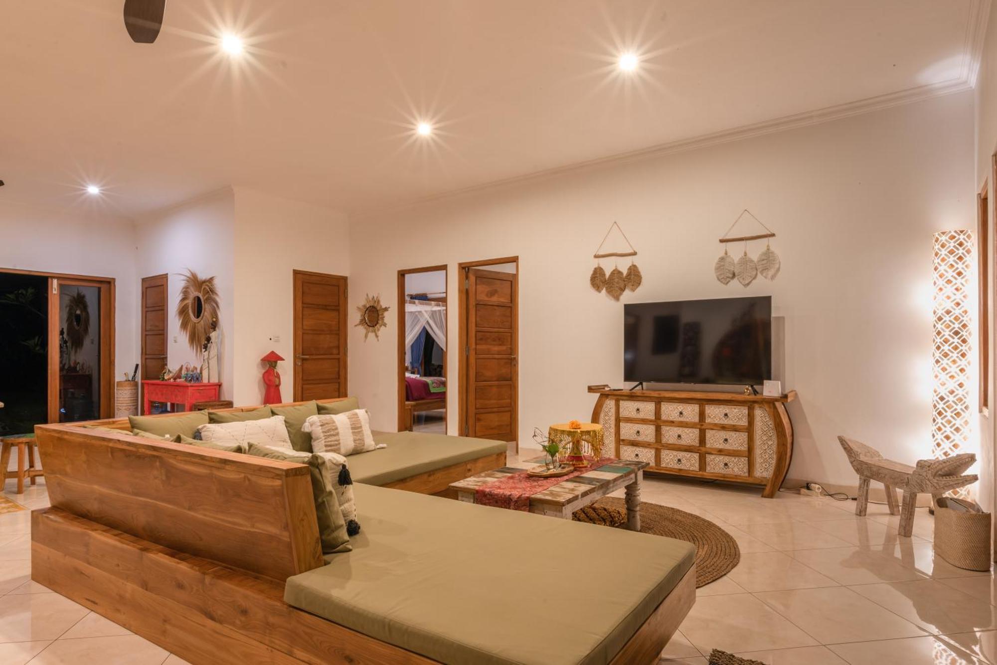 Absolute Beach Front Villa Umeanyar Exterior foto