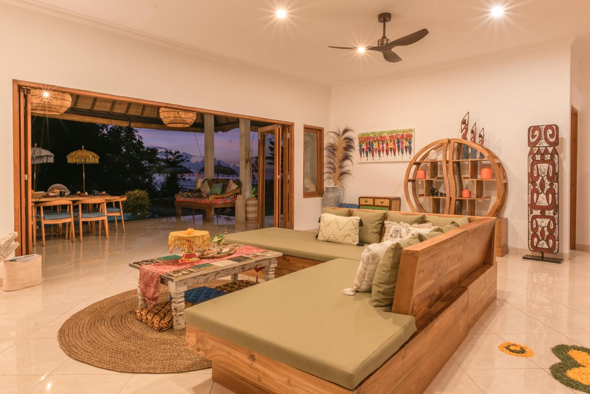 Absolute Beach Front Villa Umeanyar Exterior foto