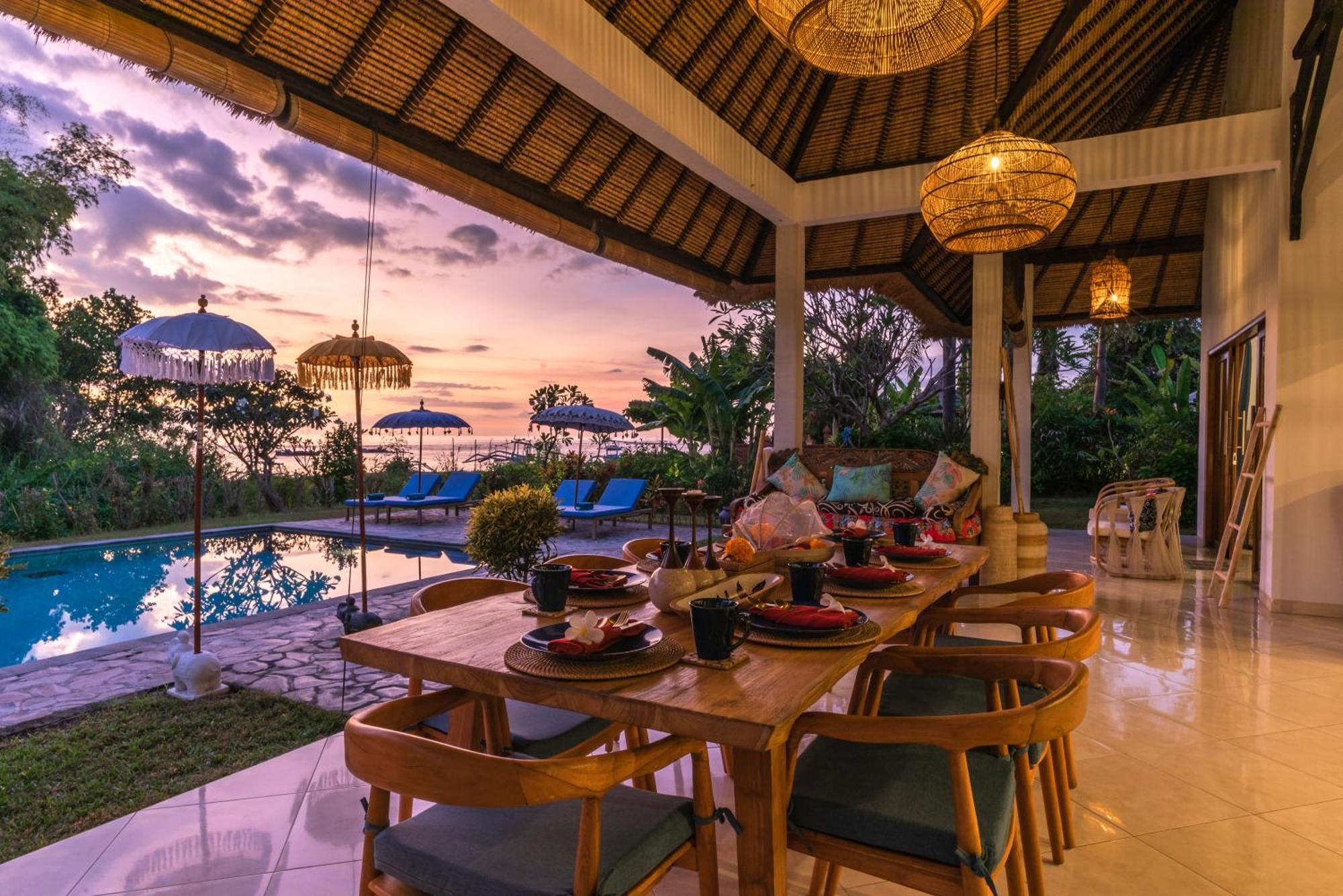 Absolute Beach Front Villa Umeanyar Exterior foto